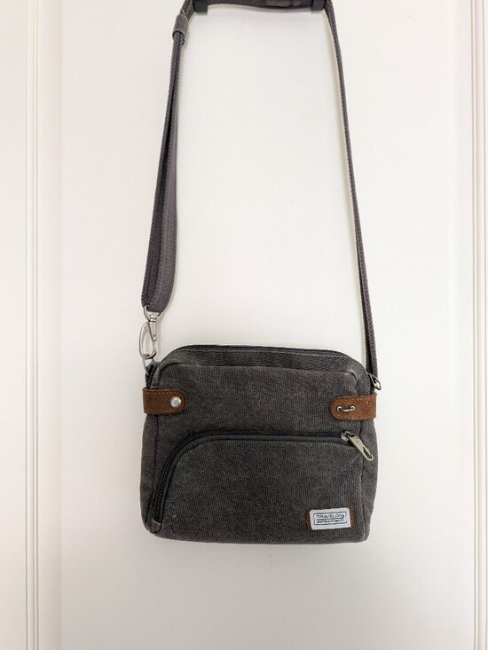 Travelon Handbags - Travelon anti-theft heritage crossbody